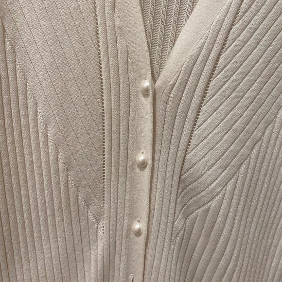 Cream coloured knit duster sweater - Picture 2 of 4